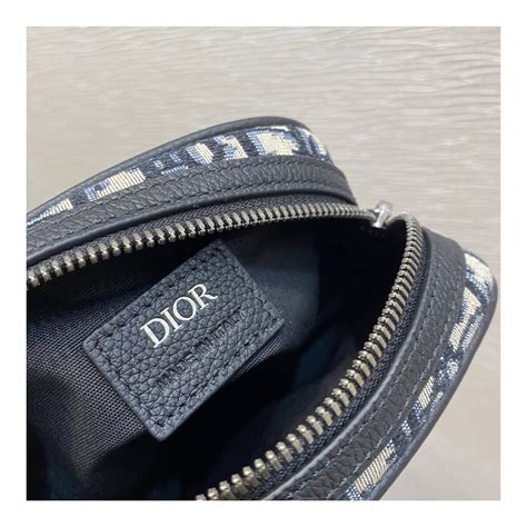 dior messenger pouch price|dior pouch gift.